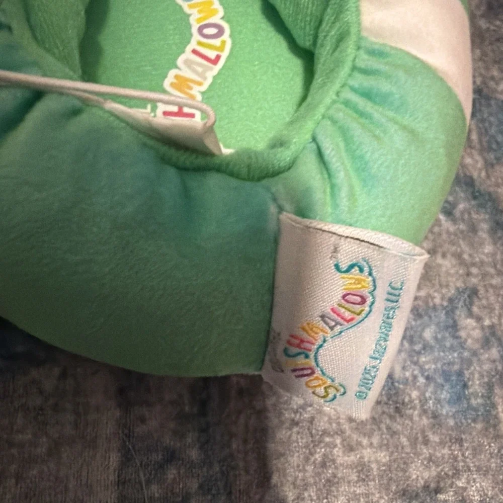 Squishmallows Shoes Kids Size 4/5 Green Christmas Tree Plush Cozy House Slippers